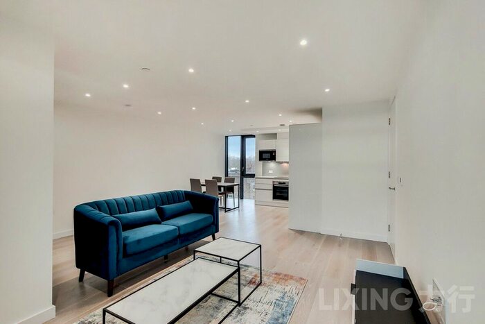 2 Bedroom Flat To Rent In City North Place, Finsbury Park, N4