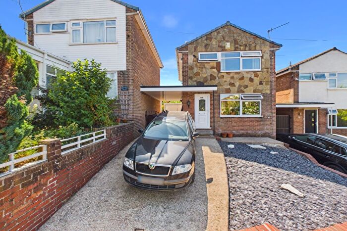 3 Bedroom Detached House For Sale In Moor View Road, Woodseats, S8