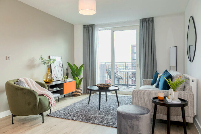 2 Bedroom Apartment To Rent In Farrier, M5