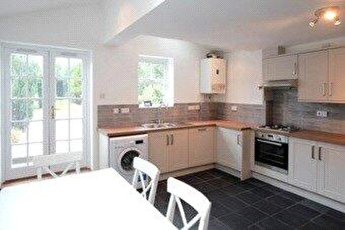 5 Bedroom House To Rent In Henley Street, East Oxford, OX4