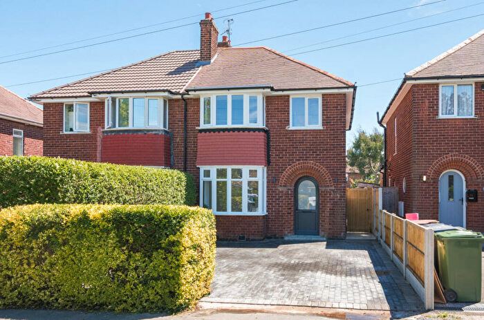 3 Bedroom Semi-Detached House For Sale In Park Road, Loughborough, Leicestershire, LE11