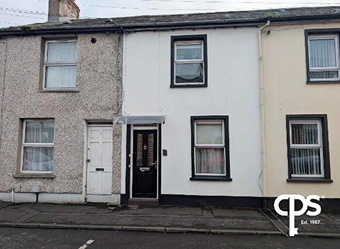 2 Bedroom Mid Terraced House For Sale In South Street, Portadown, BT62