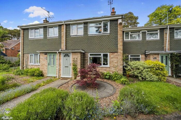 3 Bedroom Terraced House For Sale In Wellington Crescent, Baughurst, Tadley, Hampshire, RG26