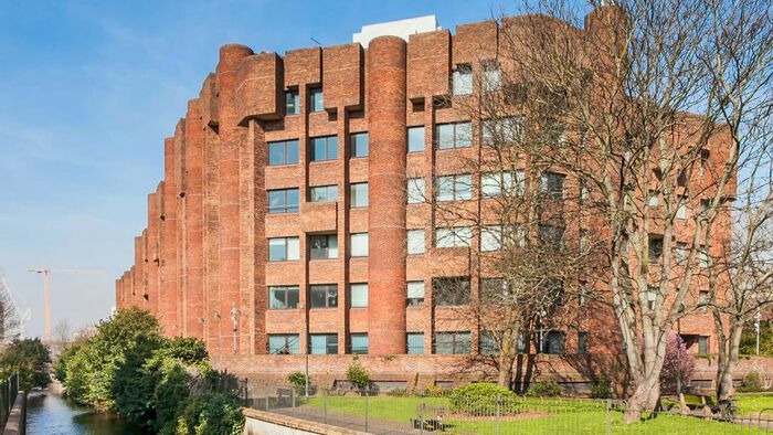 2 Bedroom Flat To Rent In Molesworth Street, Lewisham, SE13