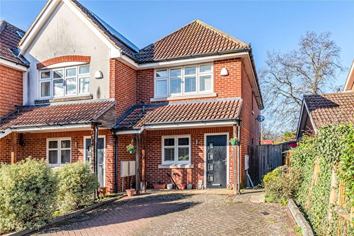 2 Bedroom End Terrace House For Sale In Cricketers Close, Woking, Surrey, GU22