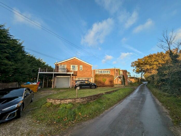 4 Bedroom Apartment To Rent In Church Garage, Farnham Road, IP17