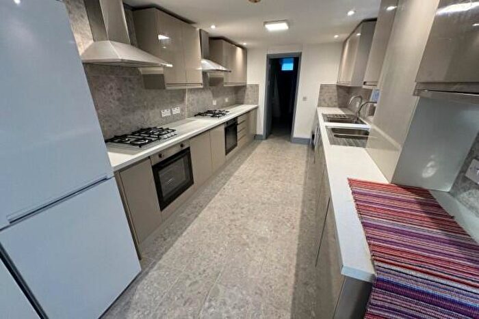 6 Bedroom Terraced House To Rent In Bedford Street Cardiff, CF24