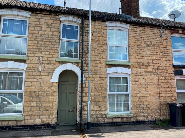 2 Bedroom Terraced House To Rent In Sincil Bank, Lincoln, LN5