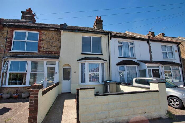 3 Bedroom Property To Rent In Somerset Road, Walmer, Deal, CT14