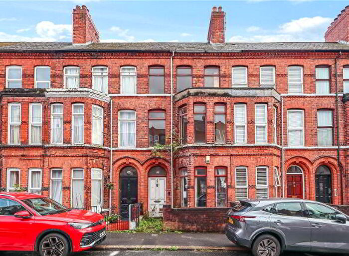 4 Bedroom Terrace House For Sale In Willowbank Gardens, Belfast, BT15