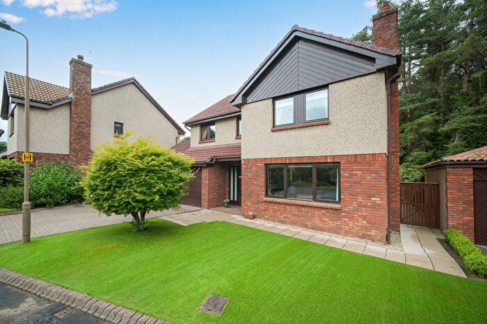4 Bedroom Detached House For Sale In Larchfield, Balerno, Edinburgh, EH14