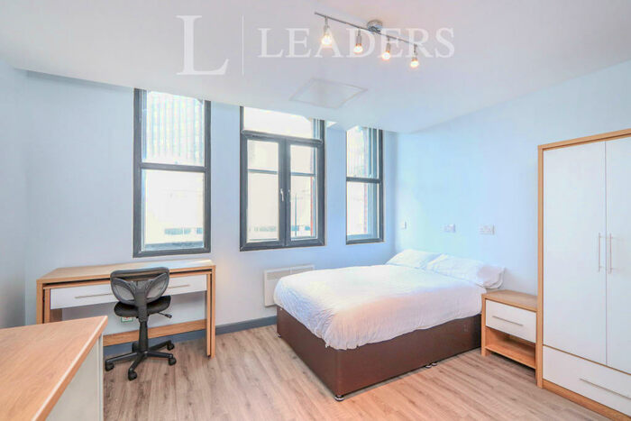 Studio To Rent In Westbar Green, Sheffield, S1