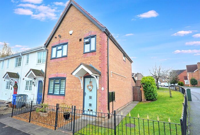 3 Bedroom End Terrace House For Sale In Hampshire Crescent, Stoke-On-Trent, ST3