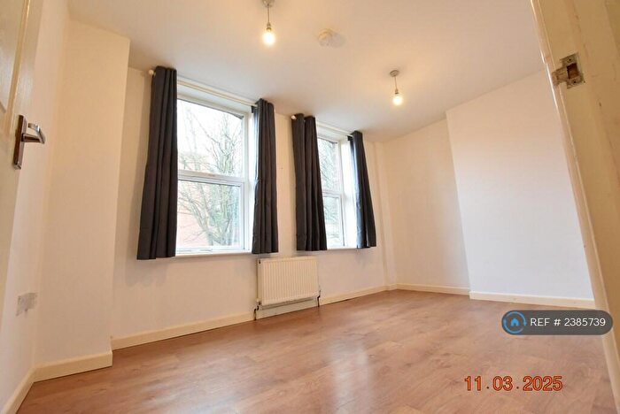 1 Bedroom Flat To Rent In Crescent Road, Luton, LU2