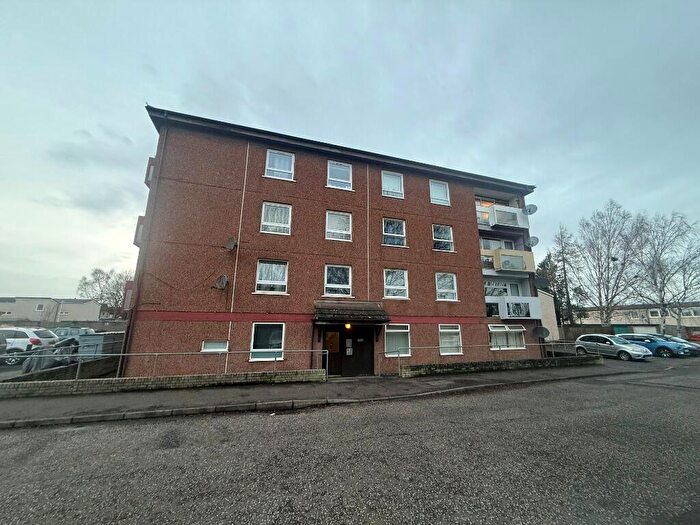 2 Bedroom Flat To Rent In Glenbervie Road, Grangemouth, Falkirk, FK3