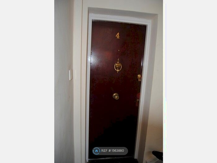 2 Bedroom Flat To Rent In Eden Lodge, Ryde, Isle Of Wight, PO33