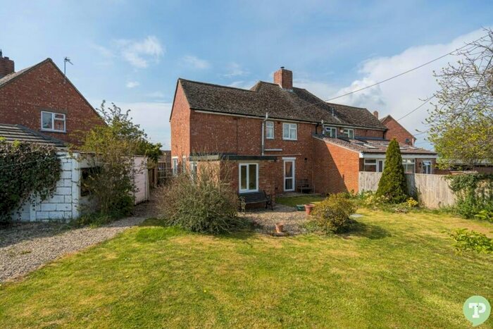 2 Bedroom Semi-Detached House For Sale In Courtfield Road, Stanton St. John, OX33