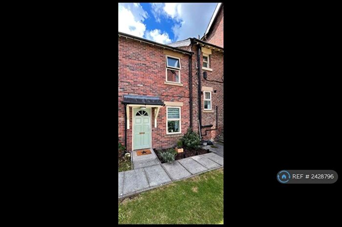 1 Bedroom Terraced House To Rent In Northenden Road, Sale, M33
