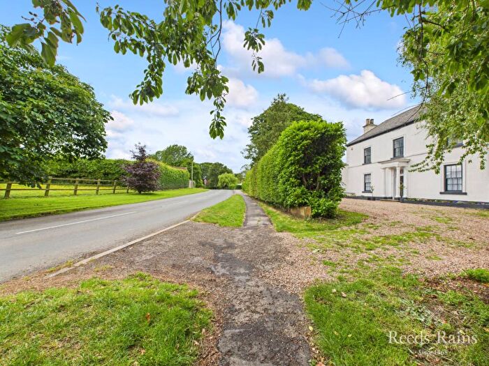 4 Bedroom Detached House For Sale In Back Lane, Burton Pidsea, Hull, East Yorkshire, HU12
