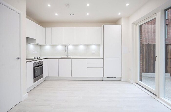 3 Bedroom House For Sale In Lensview Close, Harrow, HA1