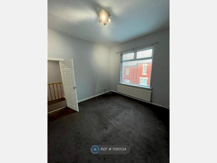 2 Bedroom Flat To Rent In Brabourne Street, South Shields, NE34