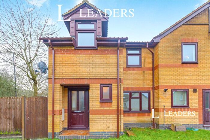 3 Bedroom Terraced House To Rent In The Ridgeway, Leicester, Leicestershire, LE3