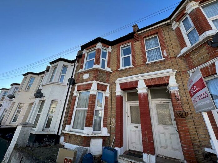 1 Bedroom Flat To Rent In Pleasant Road, Southend-On-Sea, SS1