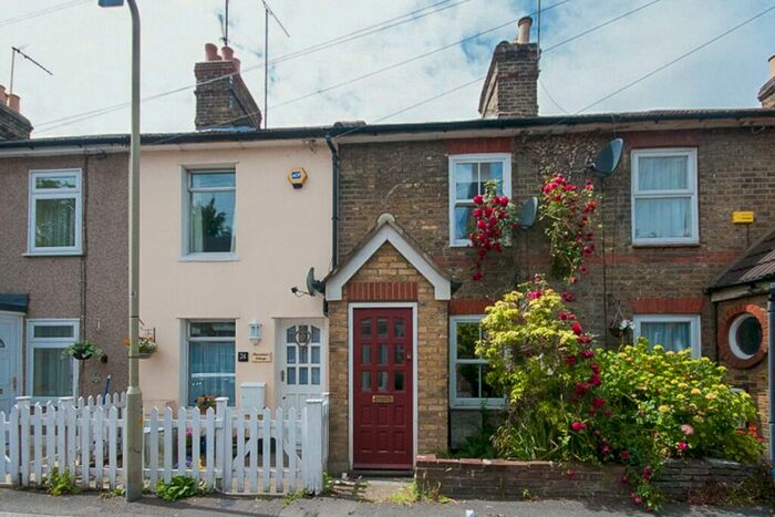 2 Bedroom Terraced House To Rent In Alfred Road, Brentwood, Essex, CM14