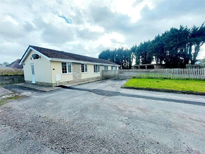 2 Bedroom Semi Detached Bungalow For Sale In Ashley Court, Crofty, Swansea, SA4
