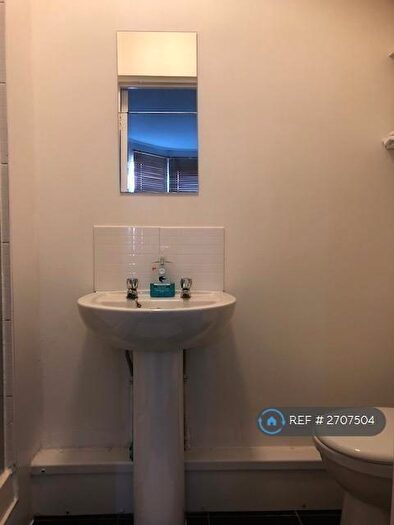 1 Bedroom Flat To Rent In Broad Dean, Eaglestone, Milton Keynes, MK6