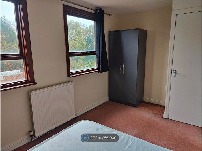 4 Bedroom End Of Terrace House To Rent In Wilmslow Road, Heald Green, Cheadle, SK8