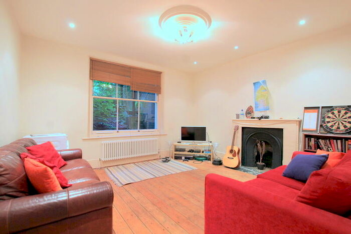 4 Bedroom Apartment To Rent In Auckland Road, London, SW11