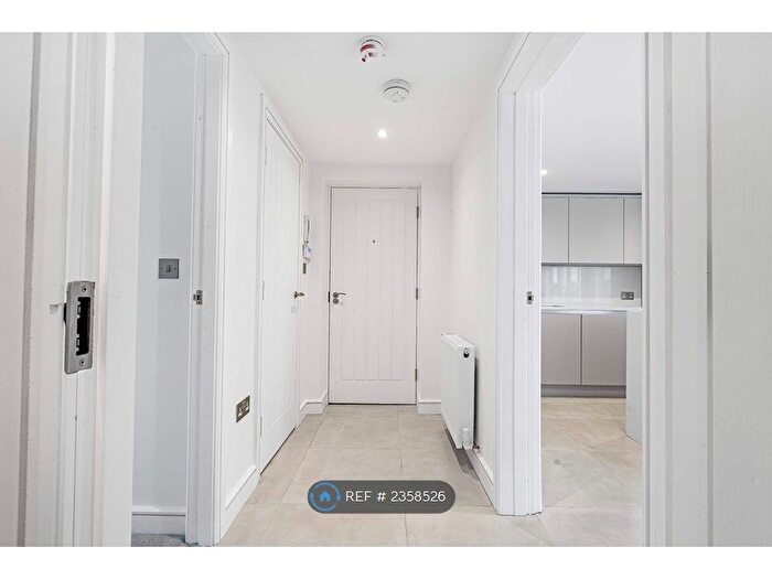 1 Bedroom Flat To Rent In Marple Bank Apartments, Marple, SK6