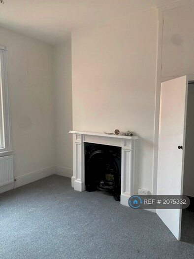 4 Bedroom Terraced House To Rent In St. Pauls Road, Northampton, NN2