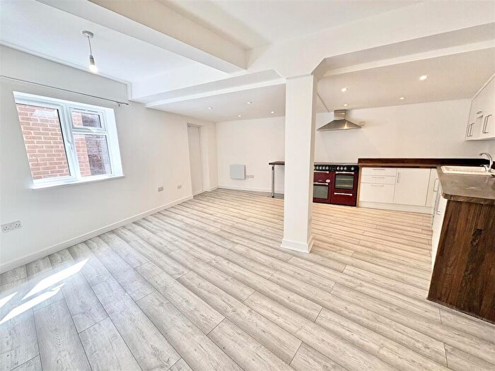 1 Bedroom Apartment To Rent In Station Street, Kirkby-In-Ashfield, NG17