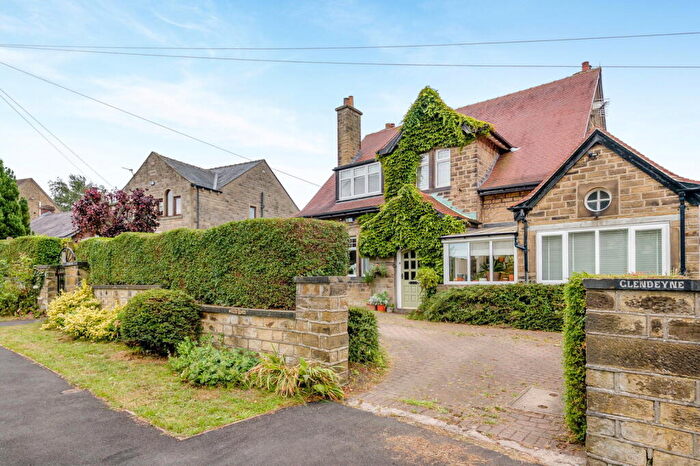 5 Bedroom Detached House For Sale In Crescent Road, Netherton, HD4