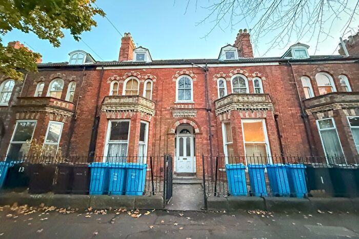 1 Bedroom Flat To Rent In Marlborough Avenue, Princes Avenue, Hull, HU5