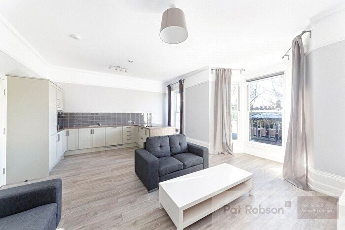 2 Bedroom Apartment To Rent In St Georges Terrace, Jesmond, Newcastle Upon Tyne, NE2