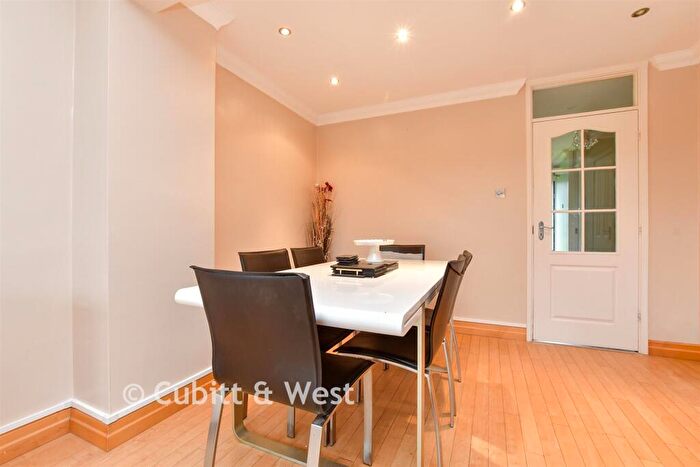 4 Bedroom Terraced House For Sale In Harkness Close, Epsom, Surrey, KT17