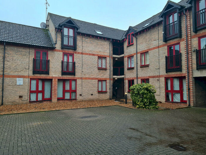 1 Bedroom Flat To Rent In St. Georges Court, Huntingdon, Cambs, PE29