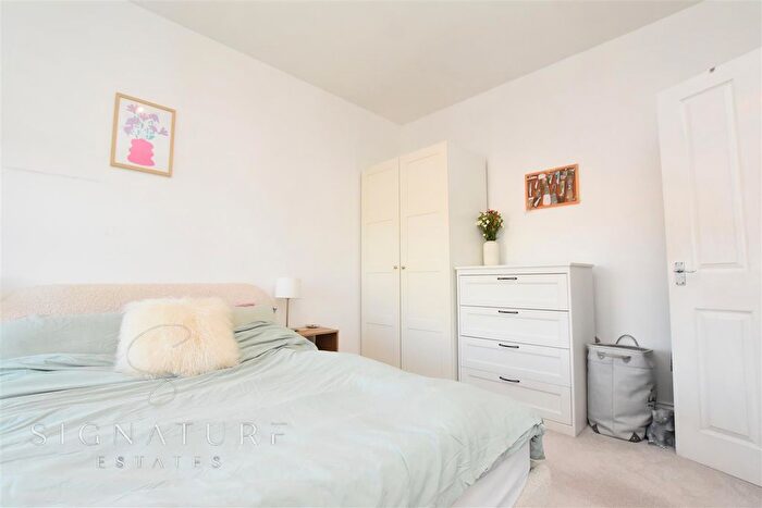 1 Bedroom Flat To Rent In London Road, High Wycombe, HP11