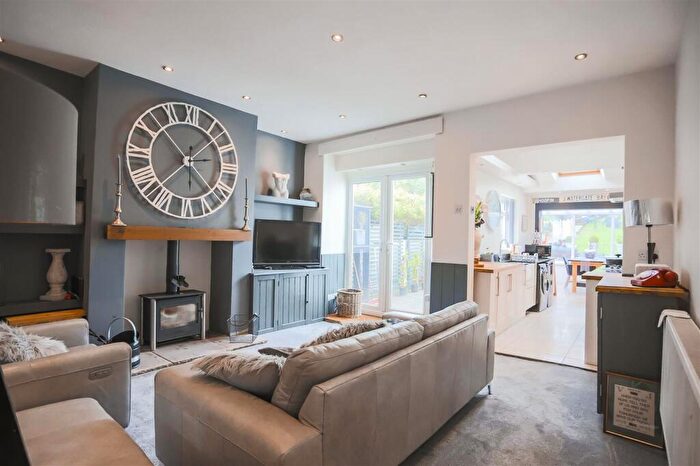 3 Bedroom Terraced House For Sale In Hollin Hill, Burnley, BB11