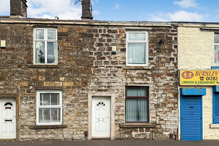 2 Bedroom Terraced House For Sale In Burnham Gate, Burnley, BB11