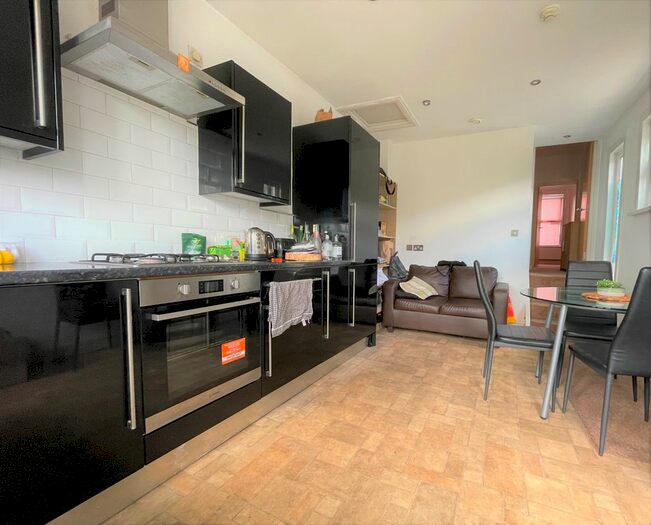 1 Bedroom Flat To Rent In Trafalgar Road, Greenwich, SE10
