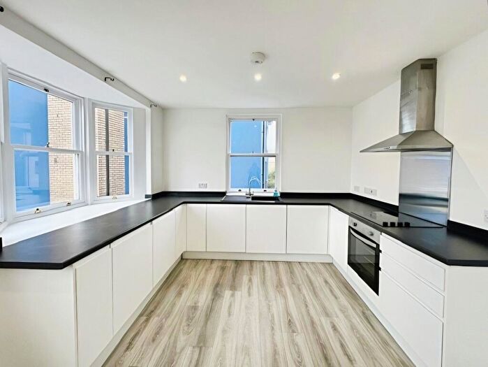 2 Bedroom Apartment To Rent In Broomfield Road, Chelmsford City Centre, CM1