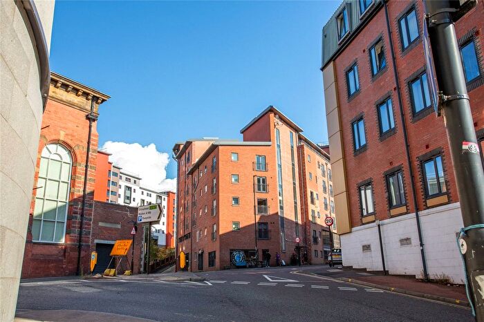 3 Bedroom Flat To Rent In Melbourne Street, Newcastle Upon Tyne, Tyne And Wear, NE1