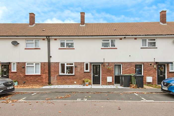 3 Bedroom Terraced House For Sale In Tedder Avenue, Henlow, SG16