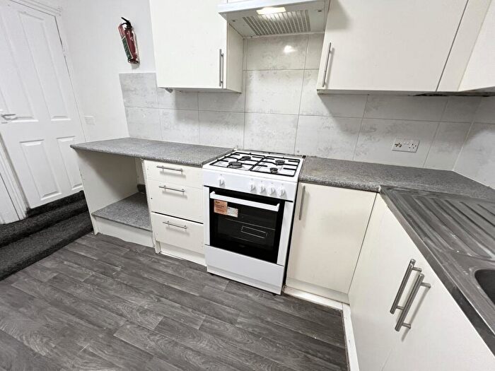 1 Bedroom Flat To Rent In Springfield Road, East Ham, E6