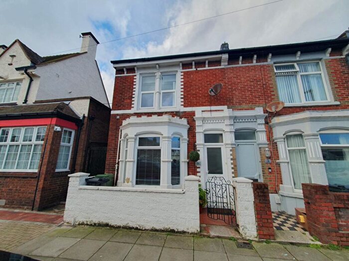 2 Bedroom End Of Terrace House For Sale In Martin Road, Portsmouth, PO3