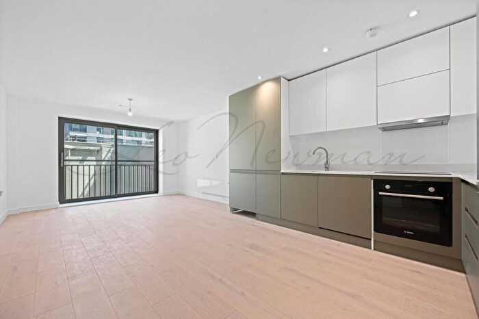 1 Bedroom Flat To Rent In Caroline Street, Limehouse, E1